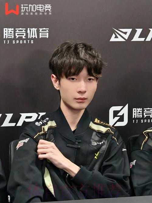 NIP中路开团击杀Leave希维尔，控死落地的ZDZ打出零换二拿下小龙